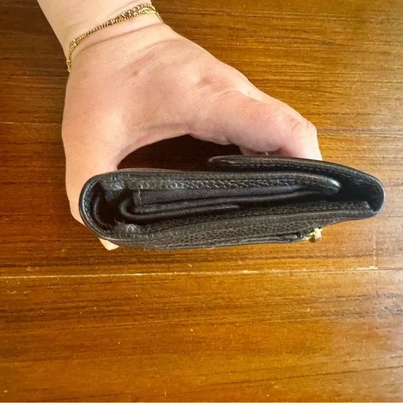 Vintage Chanel Black Caviar Leather Wallet - Missing Holo - Picture 2 of 6